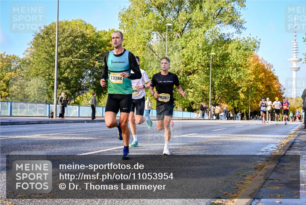 25.10.2026 - hella hamburg halbmarathon Dr. Thomas Lammeyer http://msf.ph/oto/11053954 25.10.2026 10:16:54 Kennedybrücke 13398, 99, 36367 meine-sportfotos.de