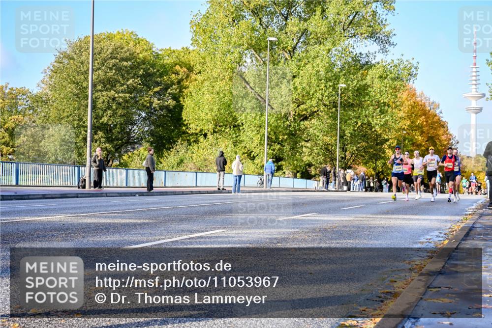 25.10.2026 - hella hamburg halbmarathon Dr. Thomas Lammeyer http://msf.ph/oto/11053967 25.10.2026 10:16:56 Kennedybrücke 22628, 6342 meine-sportfotos.de