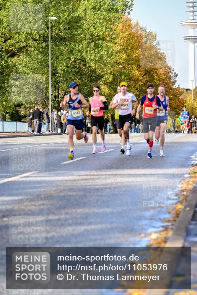25.10.2026 - hella hamburg halbmarathon Dr. Thomas Lammeyer http://msf.ph/oto/11053976 25.10.2026 10:16:57 Kennedybrücke 22628, 6342, 3388, 4314 meine-sportfotos.de