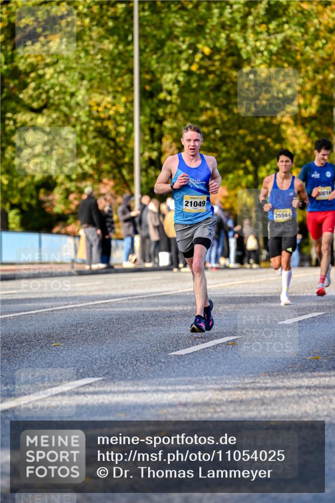25.10.2026 - hella hamburg halbmarathon Dr. Thomas Lammeyer http://msf.ph/oto/11054025 25.10.2026 10:17:05 Kennedybrücke 21049, 25044, 0014 meine-sportfotos.de