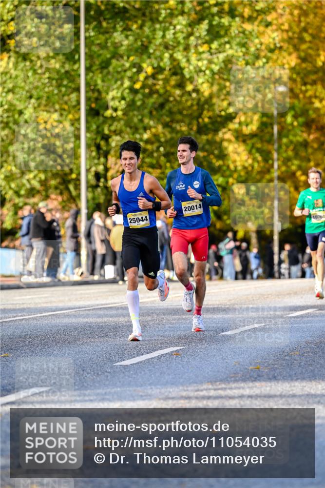 25.10.2026 - hella hamburg halbmarathon Dr. Thomas Lammeyer http://msf.ph/oto/11054035 25.10.2026 10:17:07 Kennedybrücke 25044, 20014, 1076 meine-sportfotos.de