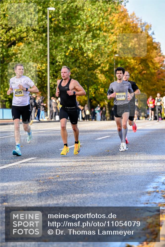 25.10.2026 - hella hamburg halbmarathon Dr. Thomas Lammeyer http://msf.ph/oto/11054079 25.10.2026 10:17:13 Kennedybrücke 3745, 32679 meine-sportfotos.de