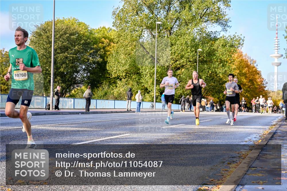 25.10.2026 - hella hamburg halbmarathon Dr. Thomas Lammeyer http://msf.ph/oto/11054087 25.10.2026 10:17:14 Kennedybrücke 10760, 3745, 32679 meine-sportfotos.de
