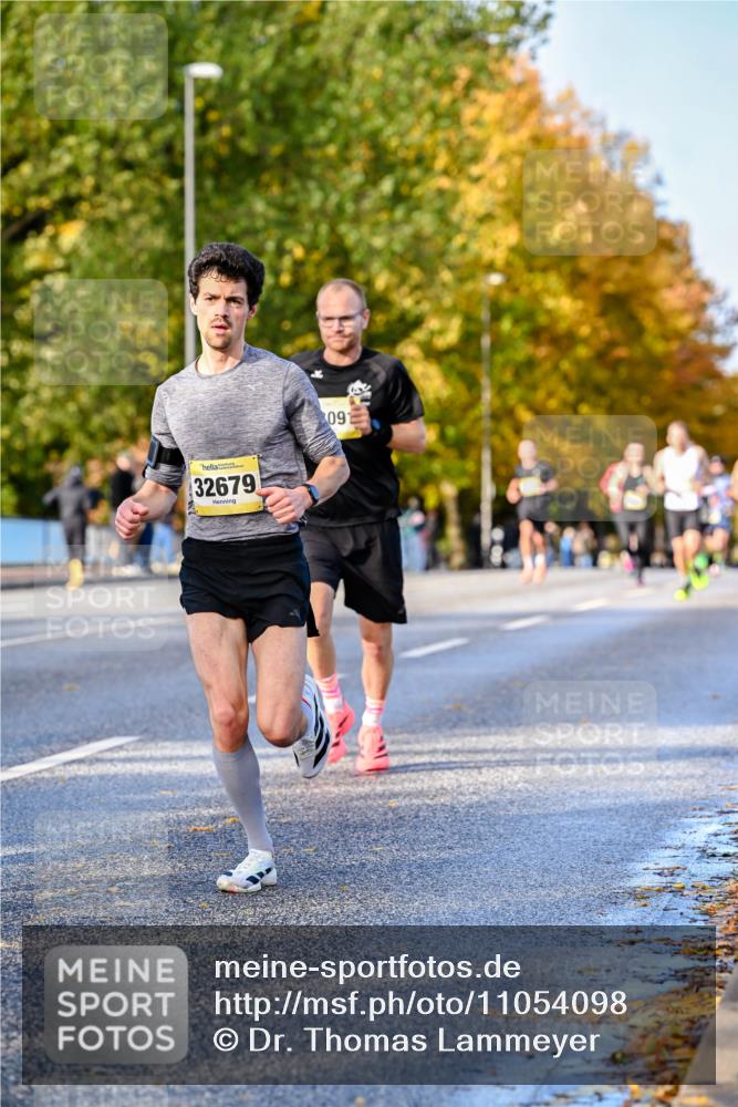 25.10.2026 - hella hamburg halbmarathon Dr. Thomas Lammeyer http://msf.ph/oto/11054098 25.10.2026 10:17:15 Kennedybrücke 32679, 091 meine-sportfotos.de