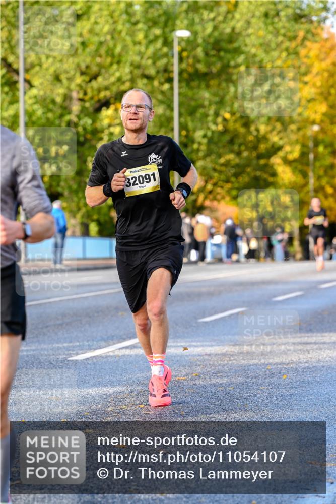 25.10.2026 - hella hamburg halbmarathon Dr. Thomas Lammeyer http://msf.ph/oto/11054107 25.10.2026 10:17:16 Kennedybrücke  meine-sportfotos.de