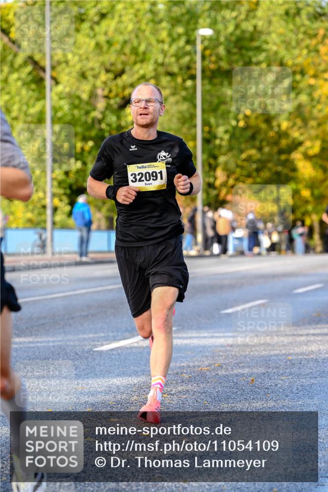 25.10.2026 - hella hamburg halbmarathon Dr. Thomas Lammeyer http://msf.ph/oto/11054109 25.10.2026 10:17:16 Kennedybrücke 32091 meine-sportfotos.de