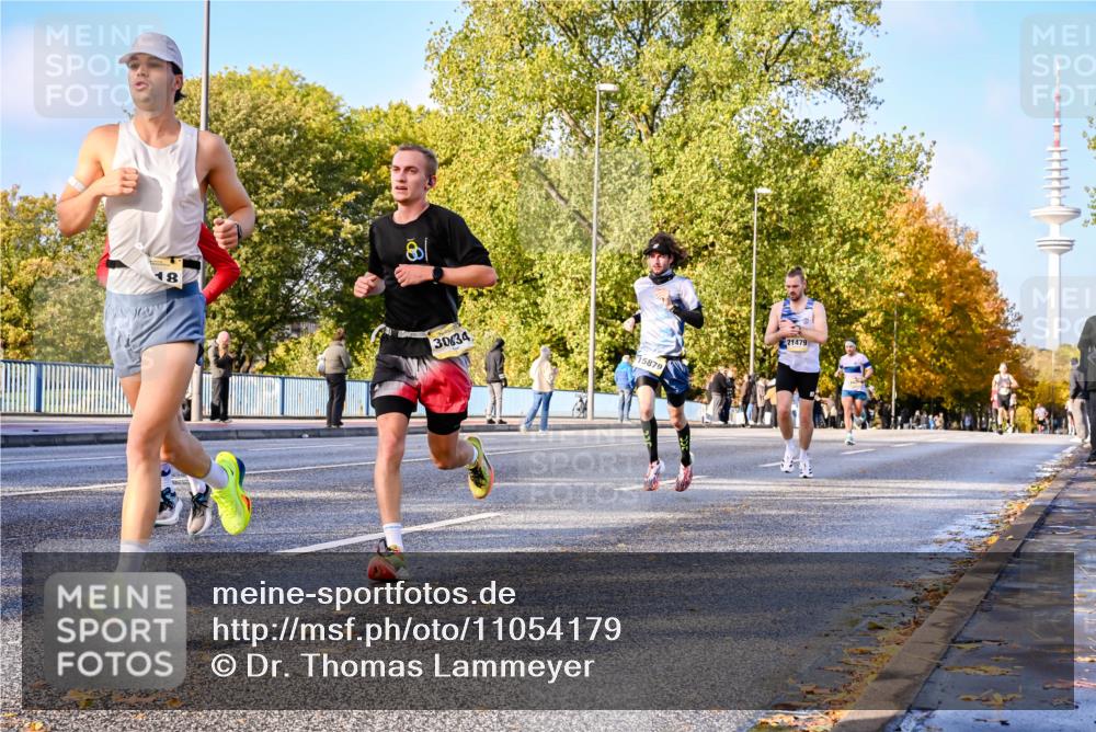 25.10.2026 - hella hamburg halbmarathon Dr. Thomas Lammeyer http://msf.ph/oto/11054179 25.10.2026 10:17:27 Kennedybrücke 18, 3034, 15879, 21479 meine-sportfotos.de