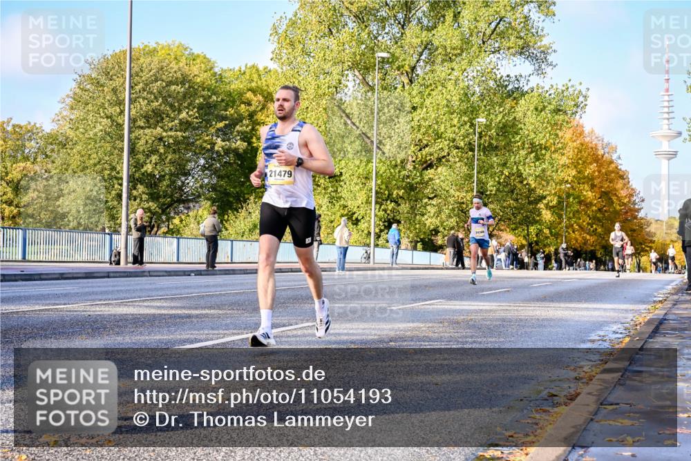 25.10.2026 - hella hamburg halbmarathon Dr. Thomas Lammeyer http://msf.ph/oto/11054193 25.10.2026 10:17:29 Kennedybrücke 21479 meine-sportfotos.de