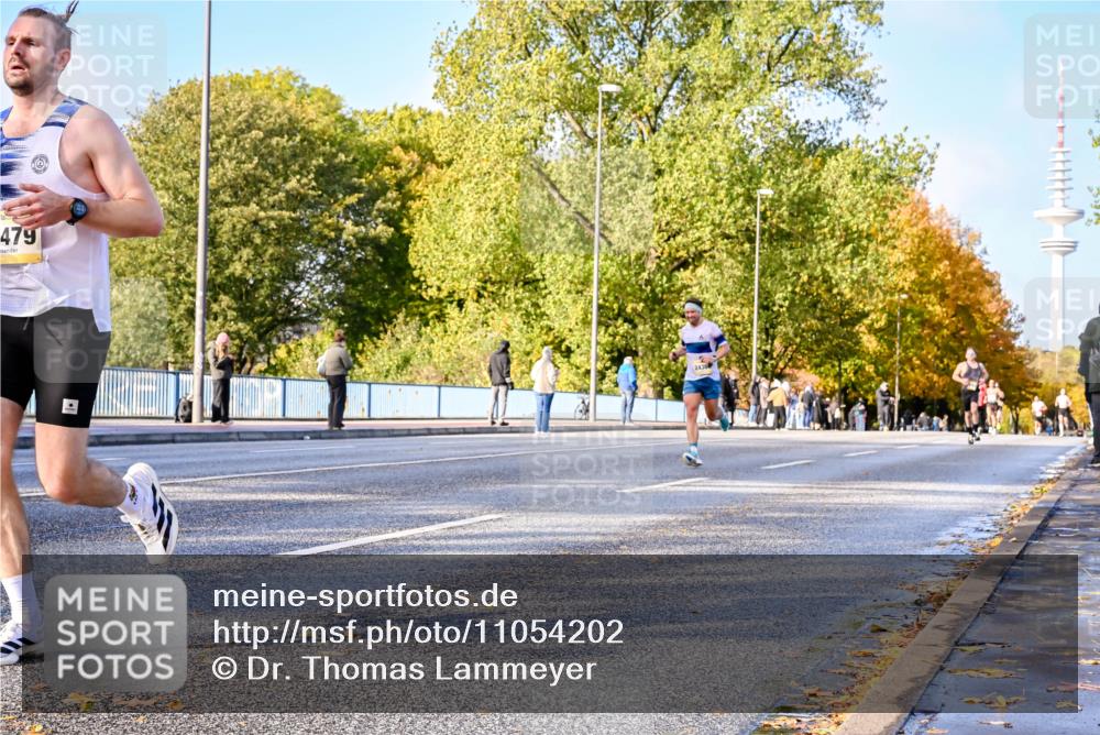 25.10.2026 - hella hamburg halbmarathon Dr. Thomas Lammeyer http://msf.ph/oto/11054202 25.10.2026 10:17:29 Kennedybrücke 479, 2436 meine-sportfotos.de