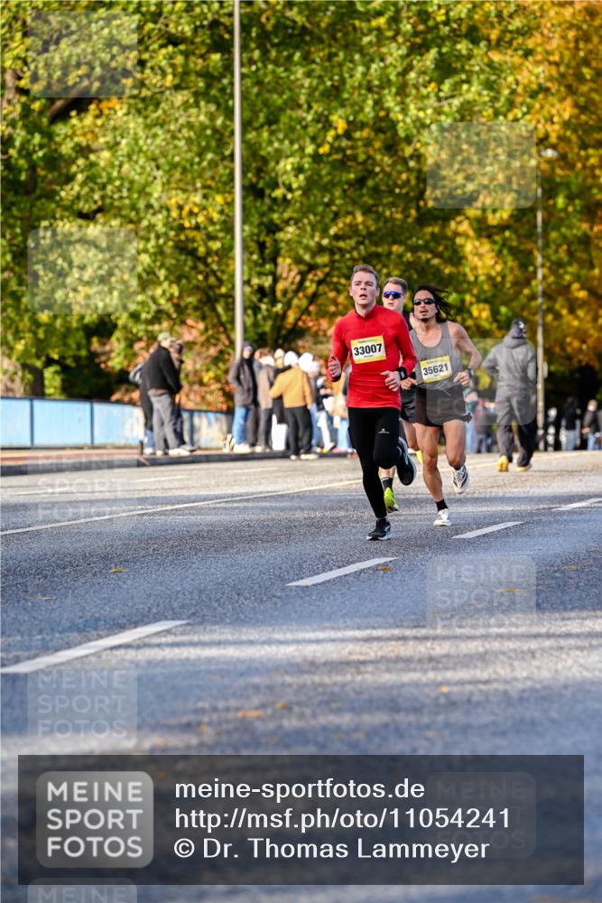 25.10.2026 - hella hamburg halbmarathon Dr. Thomas Lammeyer http://msf.ph/oto/11054241 25.10.2026 10:17:37 Kennedybrücke 33007, 35621 meine-sportfotos.de