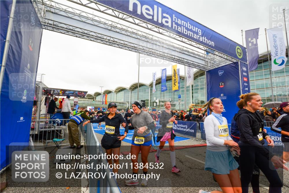 25.10.2026 - hella hamburg halbmarathon LAZAROV Photography http://msf.ph/oto/11384532 25.10.2026 12:26:40 Ziel 9538, 24991, 11987, 6290, 19578, 23273, 12033, 18244 meine-sportfotos.de