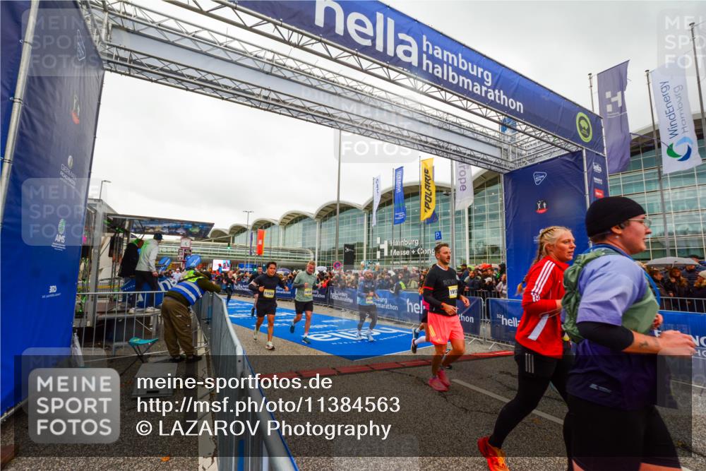 25.10.2026 - hella hamburg halbmarathon LAZAROV Photography http://msf.ph/oto/11384563 25.10.2026 12:26:47 Ziel 7002, 19123, 2738, 1711, 6933, 19136, 33627, 11522, 6699, 14131, 34384 meine-sportfotos.de