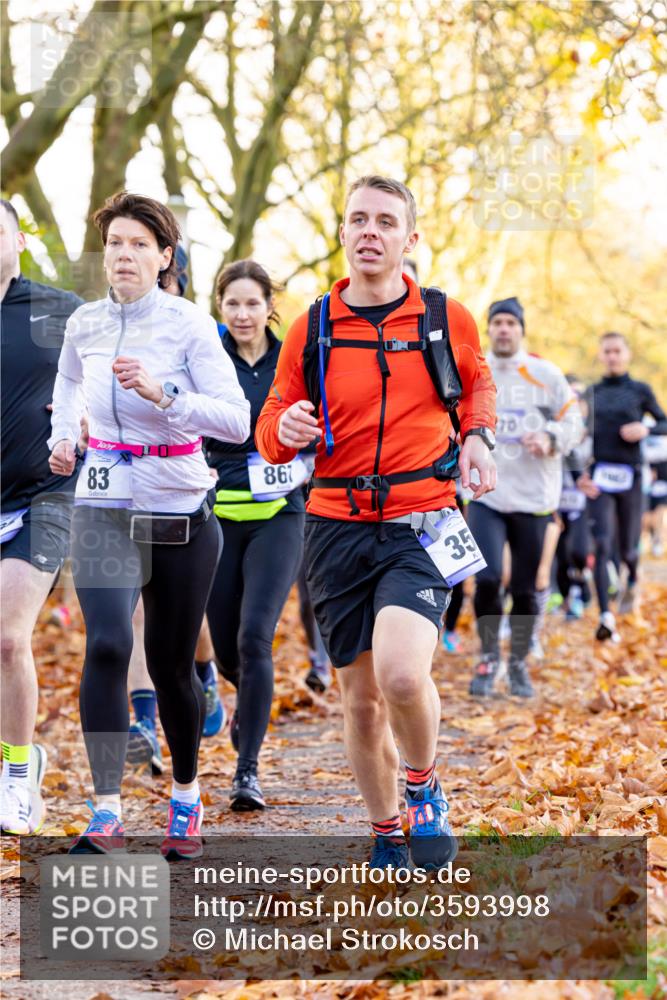 07.11.2021 - Bramfelder Winterlaufserie 2021/2022 Lauf 1 Michael Strokosch http://msf.ph/oto/3593998 07.11.2021 10:32:27 Laufen 83, 861, 35 meine-sportfotos.de
