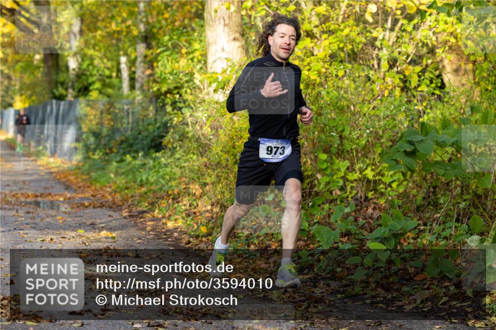 07.11.2021 - Bramfelder Winterlaufserie 2021/2022 Lauf 1 Michael Strokosch http://msf.ph/oto/3594010 07.11.2021 10:38:22 Laufen 973 meine-sportfotos.de