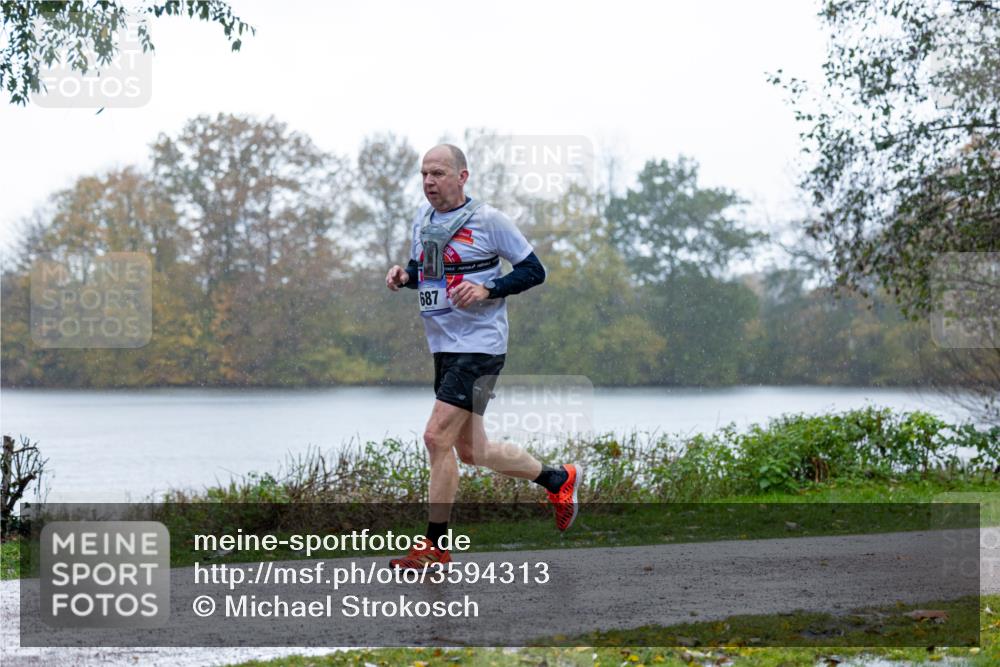 07.11.2021 - Bramfelder Winterlaufserie 2021/2022 Lauf 1 Michael Strokosch http://msf.ph/oto/3594313 07.11.2021 11:25:39 Laufen 687 meine-sportfotos.de