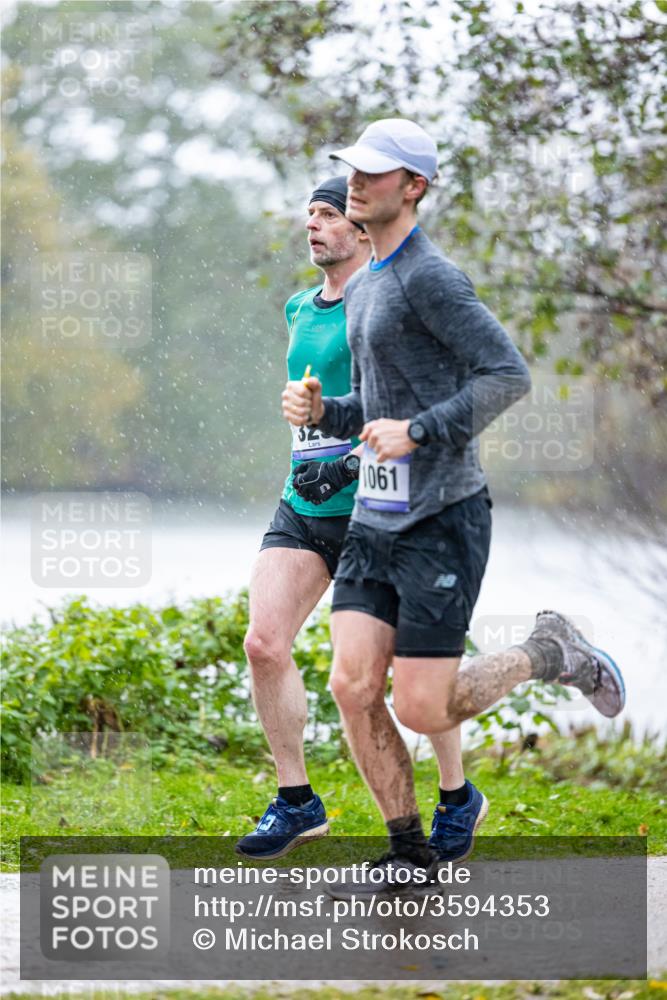 07.11.2021 - Bramfelder Winterlaufserie 2021/2022 Lauf 1 Michael Strokosch http://msf.ph/oto/3594353 07.11.2021 11:26:53 Laufen 32, 1061 meine-sportfotos.de