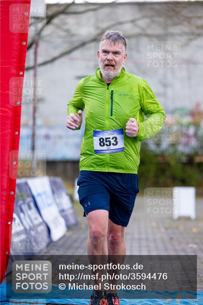 07.11.2021 - Bramfelder Winterlaufserie 2021/2022 Lauf 1 Michael Strokosch http://msf.ph/oto/3594476 07.11.2021 12:21:41 Laufen 853 meine-sportfotos.de