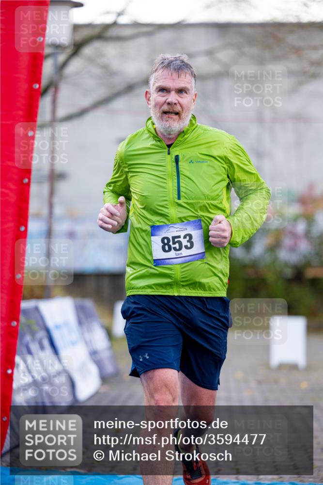 07.11.2021 - Bramfelder Winterlaufserie 2021/2022 Lauf 1 Michael Strokosch http://msf.ph/oto/3594477 07.11.2021 12:21:41 Laufen 853 meine-sportfotos.de