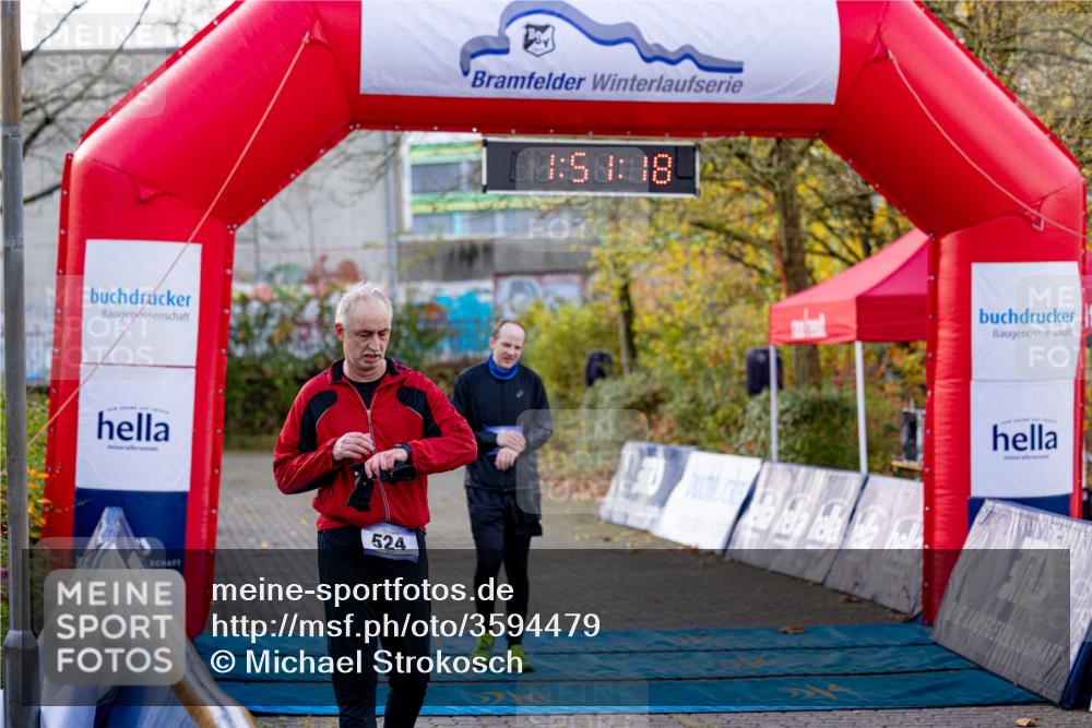 07.11.2021 - Bramfelder Winterlaufserie 2021/2022 Lauf 1 Michael Strokosch http://msf.ph/oto/3594479 07.11.2021 12:22:11 Laufen 524 meine-sportfotos.de