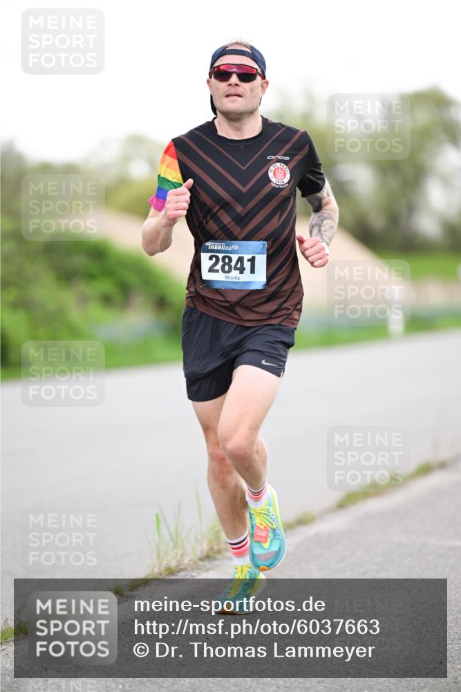 07.04.2024 - 43. Internationalen Wilhelmsburger Insellauf Dr. Thomas Lammeyer http://msf.ph/oto/6037663 07.04.2024 10:22:53 Laufen 43, 2841, 1910 meine-sportfotos.de