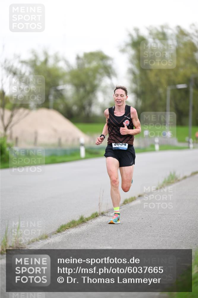 07.04.2024 - 43. Internationalen Wilhelmsburger Insellauf Dr. Thomas Lammeyer http://msf.ph/oto/6037665 07.04.2024 10:22:55 Laufen  meine-sportfotos.de