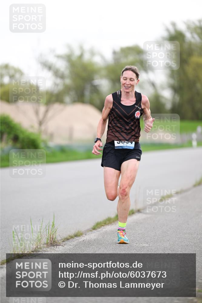 07.04.2024 - 43. Internationalen Wilhelmsburger Insellauf Dr. Thomas Lammeyer http://msf.ph/oto/6037673 07.04.2024 10:22:57 Laufen  meine-sportfotos.de