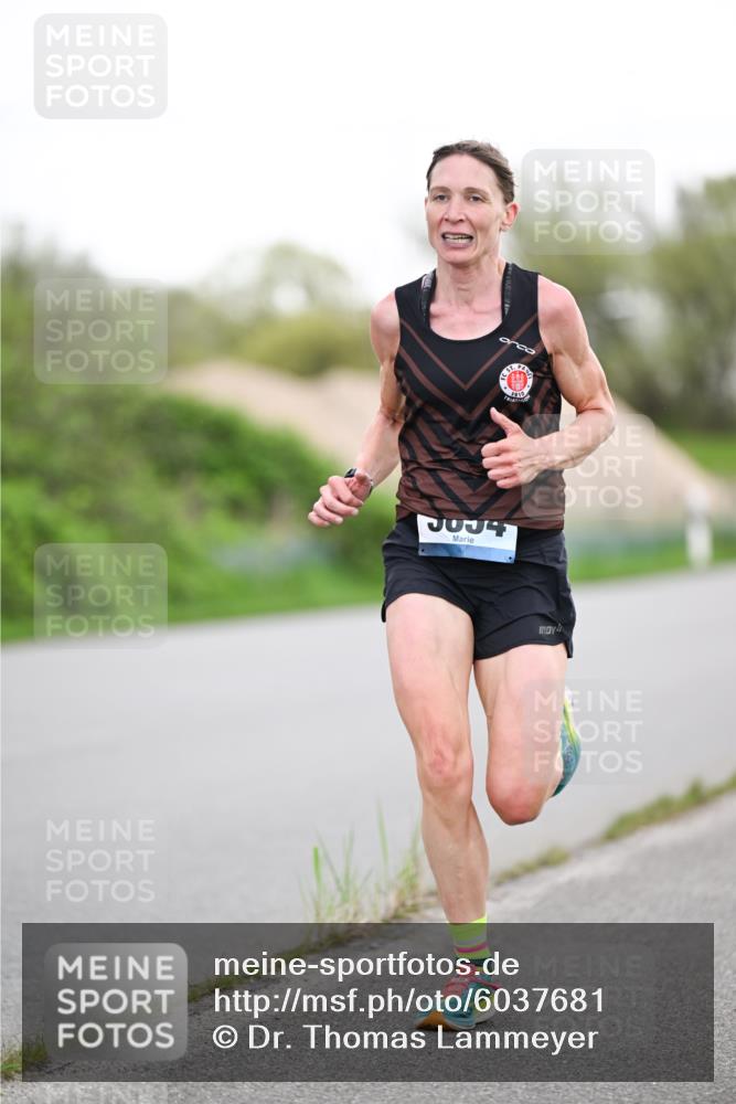 07.04.2024 - 43. Internationalen Wilhelmsburger Insellauf Dr. Thomas Lammeyer http://msf.ph/oto/6037681 07.04.2024 10:22:58 Laufen 1910 meine-sportfotos.de