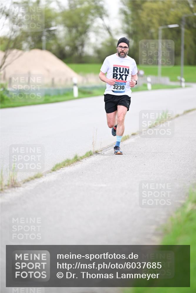 07.04.2024 - 43. Internationalen Wilhelmsburger Insellauf Dr. Thomas Lammeyer http://msf.ph/oto/6037685 07.04.2024 10:23:11 Laufen 3230 meine-sportfotos.de
