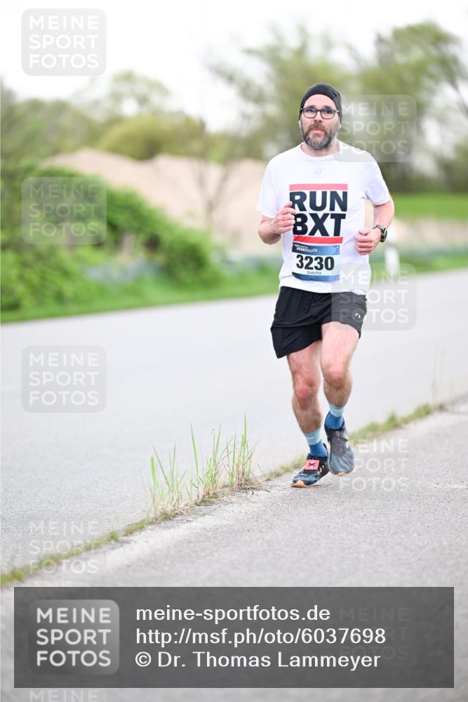 07.04.2024 - 43. Internationalen Wilhelmsburger Insellauf Dr. Thomas Lammeyer http://msf.ph/oto/6037698 07.04.2024 10:23:12 Laufen 3230 meine-sportfotos.de