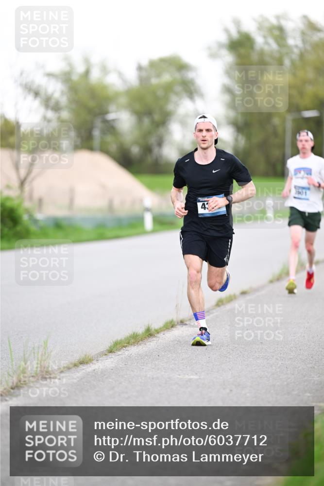 07.04.2024 - 43. Internationalen Wilhelmsburger Insellauf Dr. Thomas Lammeyer http://msf.ph/oto/6037712 07.04.2024 10:23:18 Laufen  meine-sportfotos.de