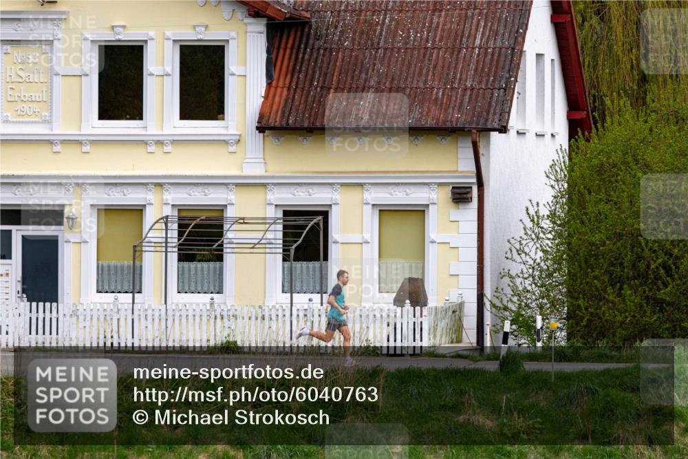07.04.2024 - 43. Internationalen Wilhelmsburger Insellauf Michael Strokosch http://msf.ph/oto/6040763 07.04.2024 10:16:25 Laufen 53, 1904 meine-sportfotos.de