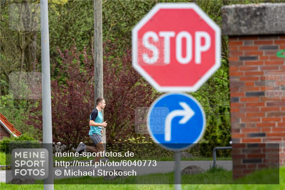07.04.2024 - 43. Internationalen Wilhelmsburger Insellauf Michael Strokosch http://msf.ph/oto/6040773 07.04.2024 10:16:38 Laufen  meine-sportfotos.de