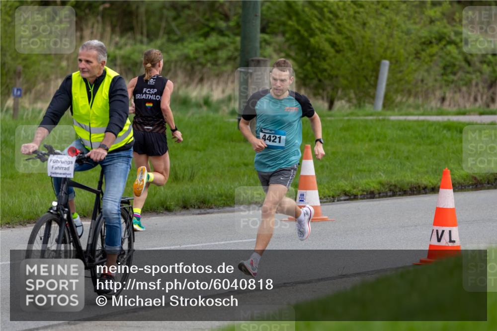 07.04.2024 - 43. Internationalen Wilhelmsburger Insellauf Michael Strokosch http://msf.ph/oto/6040818 07.04.2024 10:18:39 Laufen 4421 meine-sportfotos.de