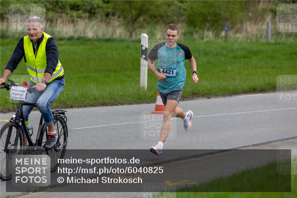 07.04.2024 - 43. Internationalen Wilhelmsburger Insellauf Michael Strokosch http://msf.ph/oto/6040825 07.04.2024 10:18:41 Laufen 4421 meine-sportfotos.de