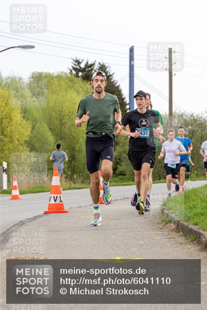 07.04.2024 - 43. Internationalen Wilhelmsburger Insellauf Michael Strokosch http://msf.ph/oto/6041110 07.04.2024 10:21:52 Laufen 437, 2486 meine-sportfotos.de