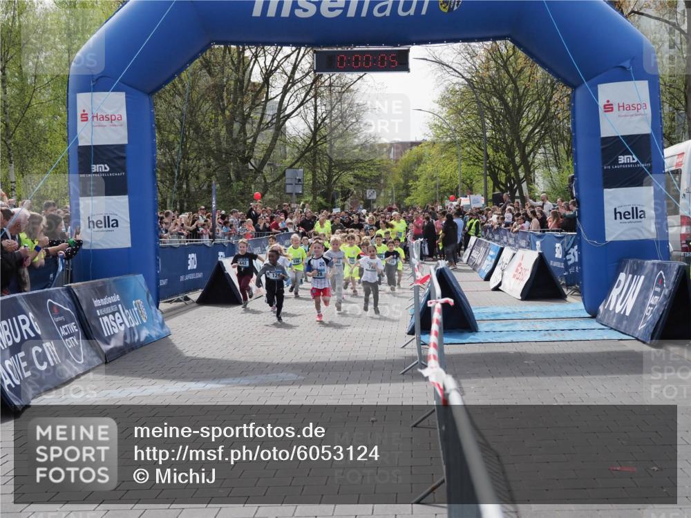 07.04.2024 - 43. Internationalen Wilhelmsburger Insellauf MichiJ http://msf.ph/oto/6053124 07.04.2024 13:04:29 Laufen 0, 00, 05, 3 meine-sportfotos.de