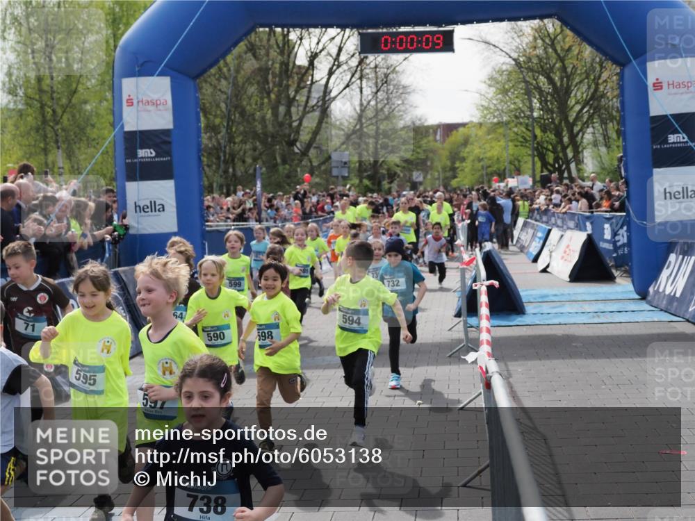 07.04.2024 - 43. Internationalen Wilhelmsburger Insellauf MichiJ http://msf.ph/oto/6053138 07.04.2024 13:04:33 Laufen 595, 597, 64, 590, 599, 738, 598, 89, 594, 0, 00, 09, 732 meine-sportfotos.de