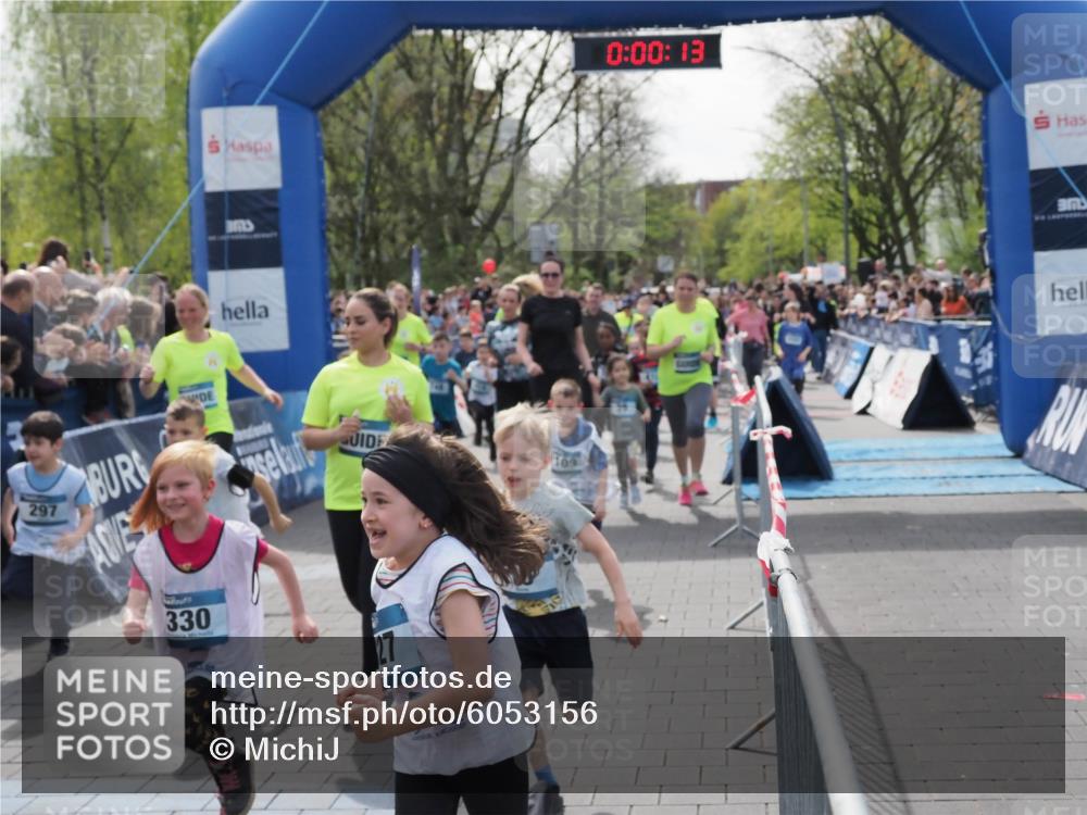 07.04.2024 - 43. Internationalen Wilhelmsburger Insellauf MichiJ http://msf.ph/oto/6053156 07.04.2024 13:04:38 Laufen 297, 330, 27, 109, 0, 00, 13 meine-sportfotos.de
