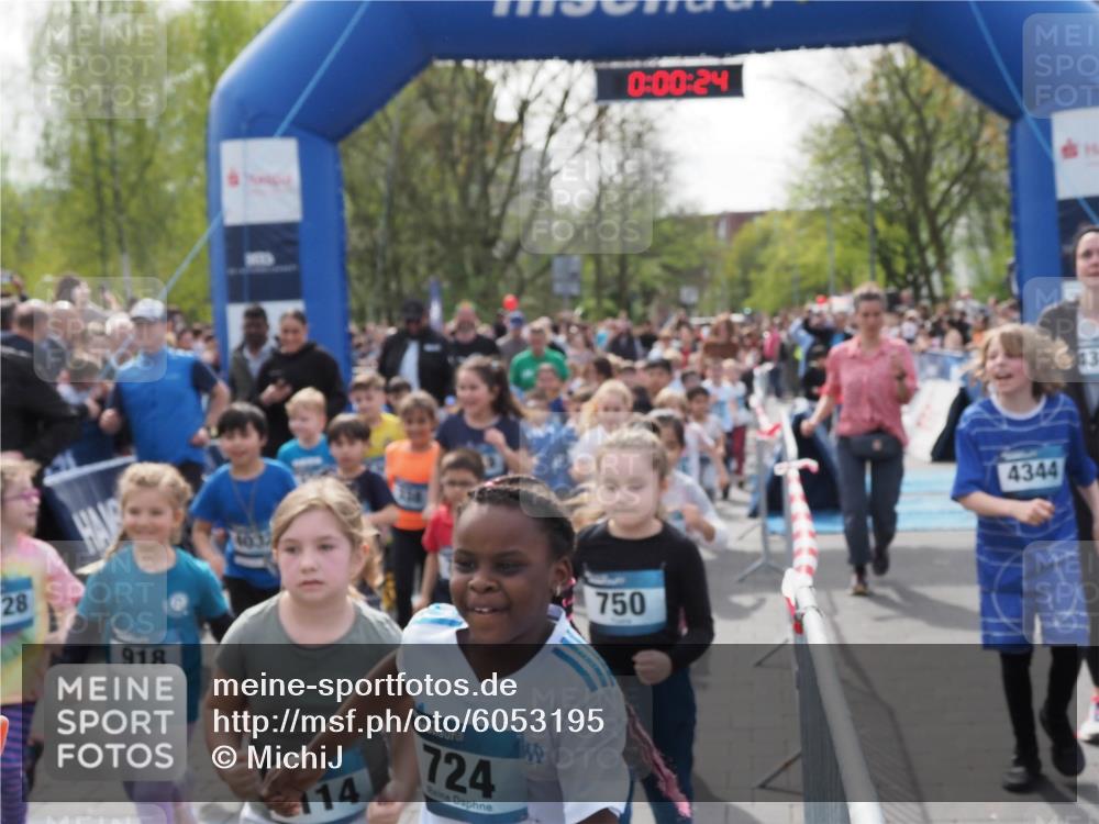 07.04.2024 - 43. Internationalen Wilhelmsburger Insellauf MichiJ http://msf.ph/oto/6053195 07.04.2024 13:04:48 Laufen 28, 918, 40, 3, 114, 724, 750, 0, 00, 24, 4344, 3107, 3108 meine-sportfotos.de