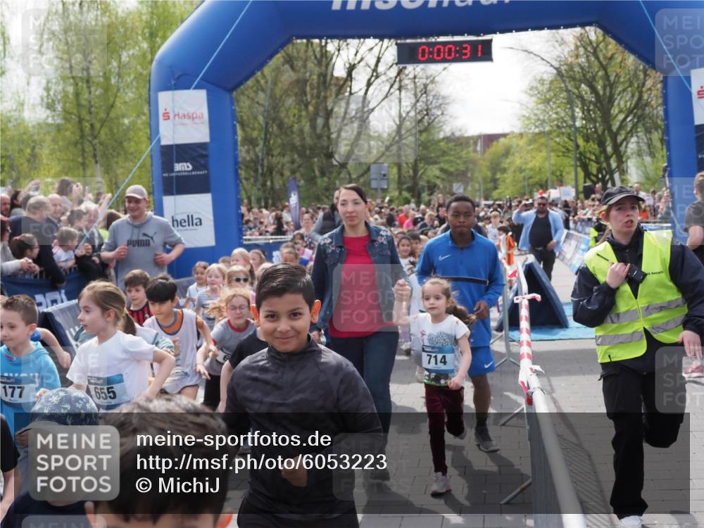 07.04.2024 - 43. Internationalen Wilhelmsburger Insellauf MichiJ http://msf.ph/oto/6053223 07.04.2024 13:04:55 Laufen 177, 655, 0, 00, 3, 714, 3107, 3108 meine-sportfotos.de