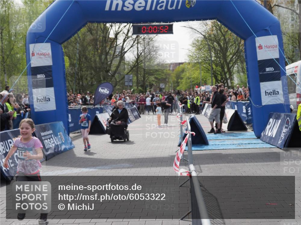 07.04.2024 - 43. Internationalen Wilhelmsburger Insellauf MichiJ http://msf.ph/oto/6053322 07.04.2024 13:05:17 Laufen 100, 0, 00, 52 meine-sportfotos.de