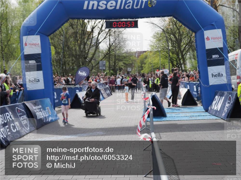 07.04.2024 - 43. Internationalen Wilhelmsburger Insellauf MichiJ http://msf.ph/oto/6053324 07.04.2024 13:05:17 Laufen 0, 00, 53, 100, 5 meine-sportfotos.de