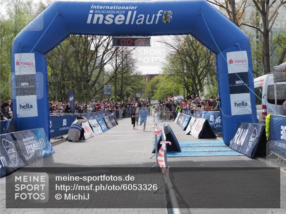07.04.2024 - 43. Internationalen Wilhelmsburger Insellauf MichiJ http://msf.ph/oto/6053326 07.04.2024 13:09:00 Laufen 0, 04, 36, 597, 628, 746 meine-sportfotos.de