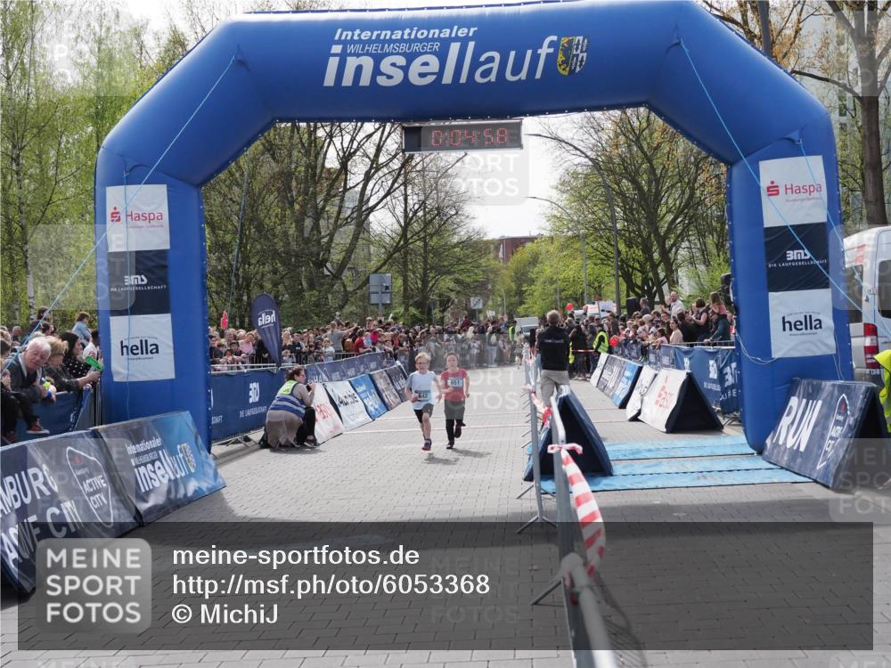07.04.2024 - 43. Internationalen Wilhelmsburger Insellauf MichiJ http://msf.ph/oto/6053368 07.04.2024 13:09:23 Laufen 0, 09, 58, 642, 651, 642, 651, 1064 meine-sportfotos.de