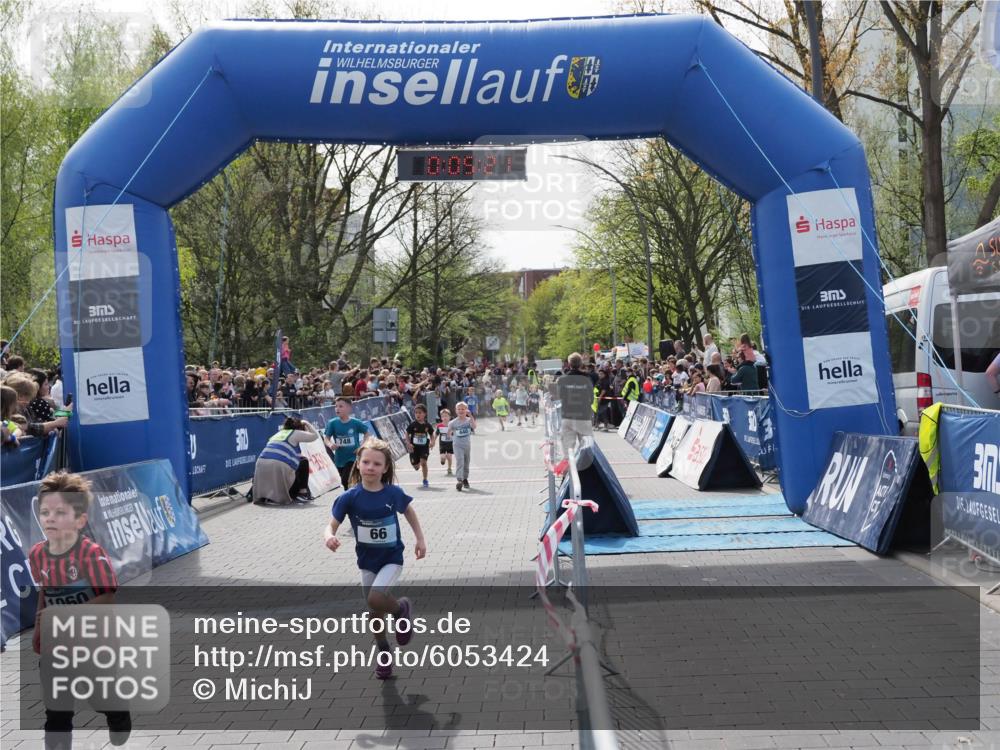 07.04.2024 - 43. Internationalen Wilhelmsburger Insellauf MichiJ http://msf.ph/oto/6053424 07.04.2024 13:09:46 Laufen 1060, 748, 66, 37, 2, 30, 66, 70, 289, 343, 440, 590, 735, 748, 1070 meine-sportfotos.de