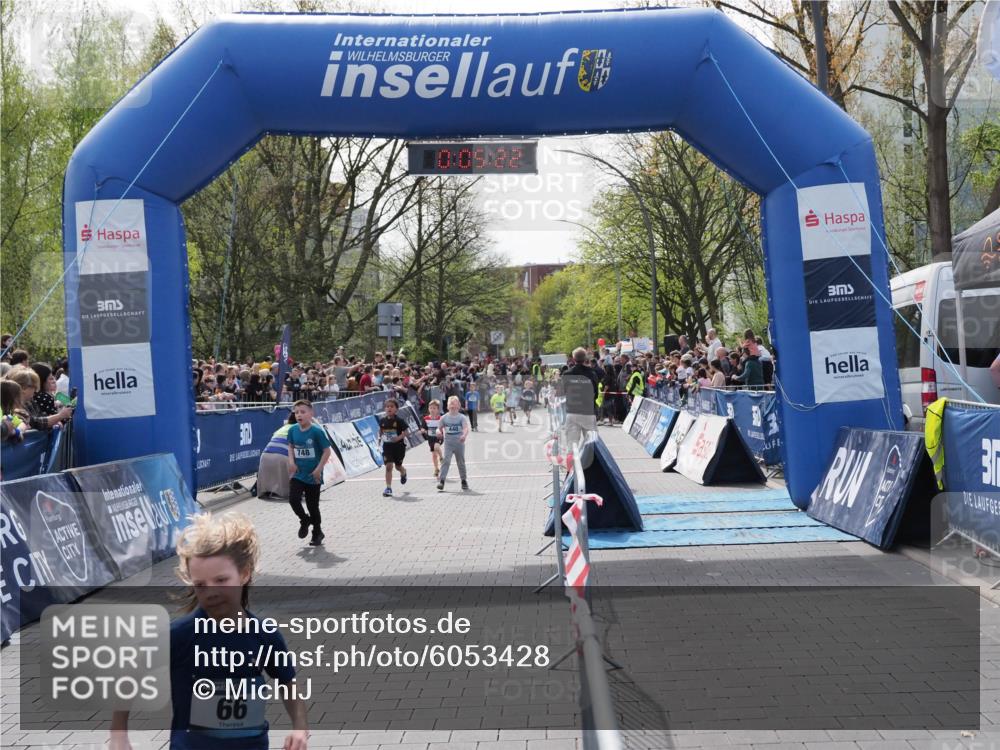 07.04.2024 - 43. Internationalen Wilhelmsburger Insellauf MichiJ http://msf.ph/oto/6053428 07.04.2024 13:09:47 Laufen 66, 0, 05, 22, 748, 10, 2, 30, 70, 289, 343, 440, 590, 735, 748, 1070 meine-sportfotos.de