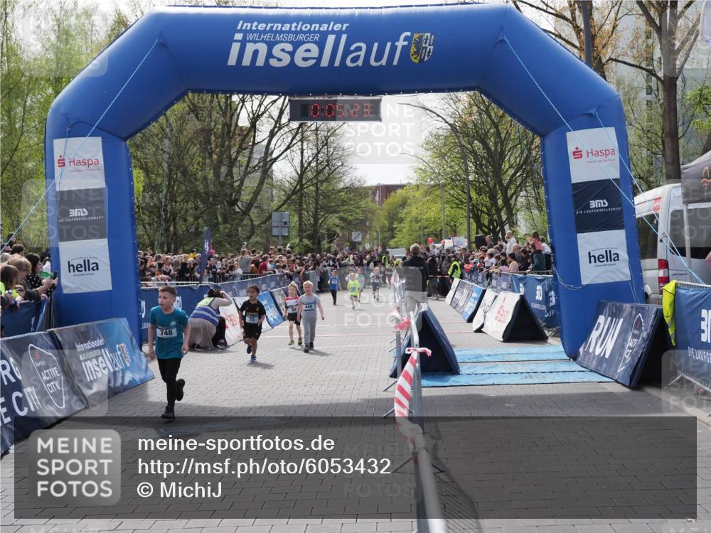 07.04.2024 - 43. Internationalen Wilhelmsburger Insellauf MichiJ http://msf.ph/oto/6053432 07.04.2024 13:09:48 Laufen 748, 10, 05, 23, 3, 3, 2, 30, 70, 289, 343, 436, 440, 590, 735, 748, 1070 meine-sportfotos.de