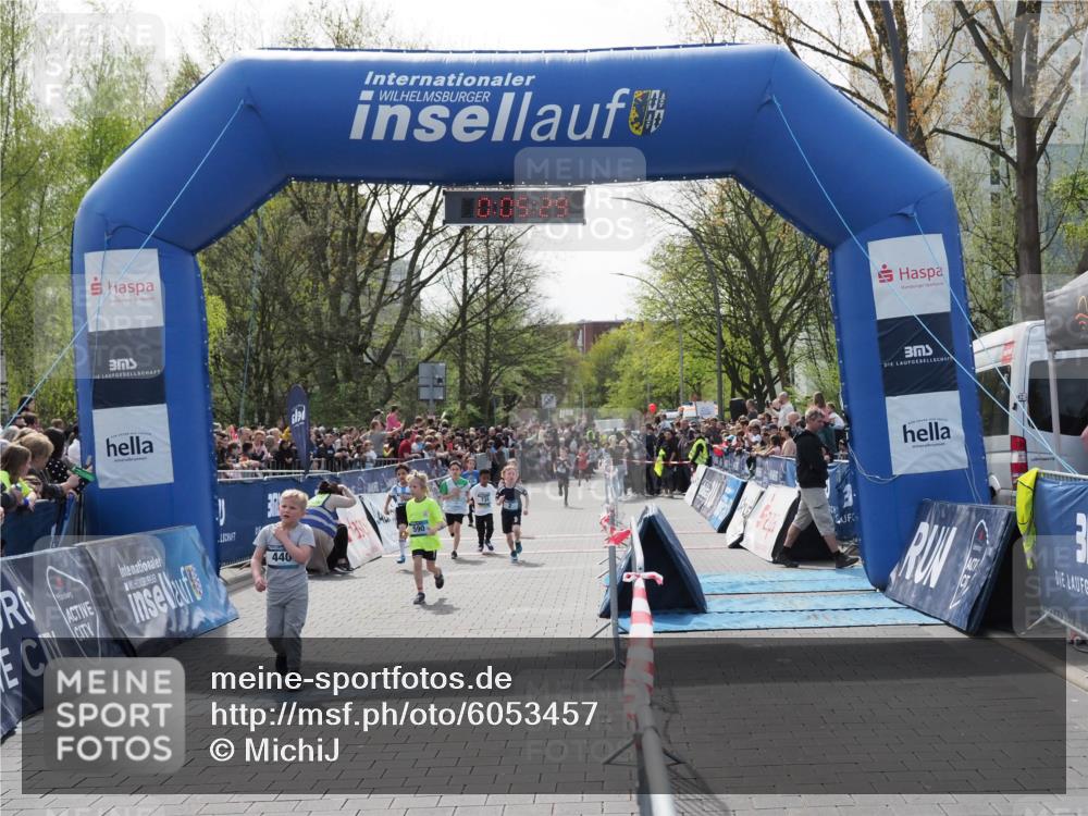 07.04.2024 - 43. Internationalen Wilhelmsburger Insellauf MichiJ http://msf.ph/oto/6053457 07.04.2024 13:09:54 Laufen 440, 0, 05, 29, 590, 31, 2, 71, 289, 343, 436, 590, 735, 897, 928, 1070 meine-sportfotos.de