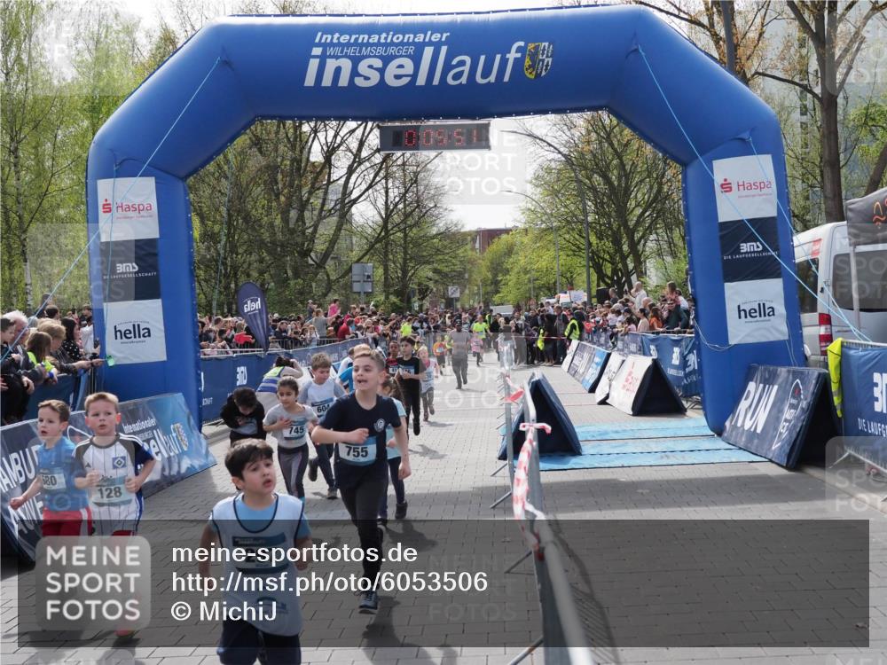 07.04.2024 - 43. Internationalen Wilhelmsburger Insellauf MichiJ http://msf.ph/oto/6053506 07.04.2024 13:10:15 Laufen 745, 604, 755, 680, 128, 297, 32, 108, 290, 305, 330, 410, 594, 599, 600, 604, 715, 730, 762, 776, 914, 1086, 1109 meine-sportfotos.de