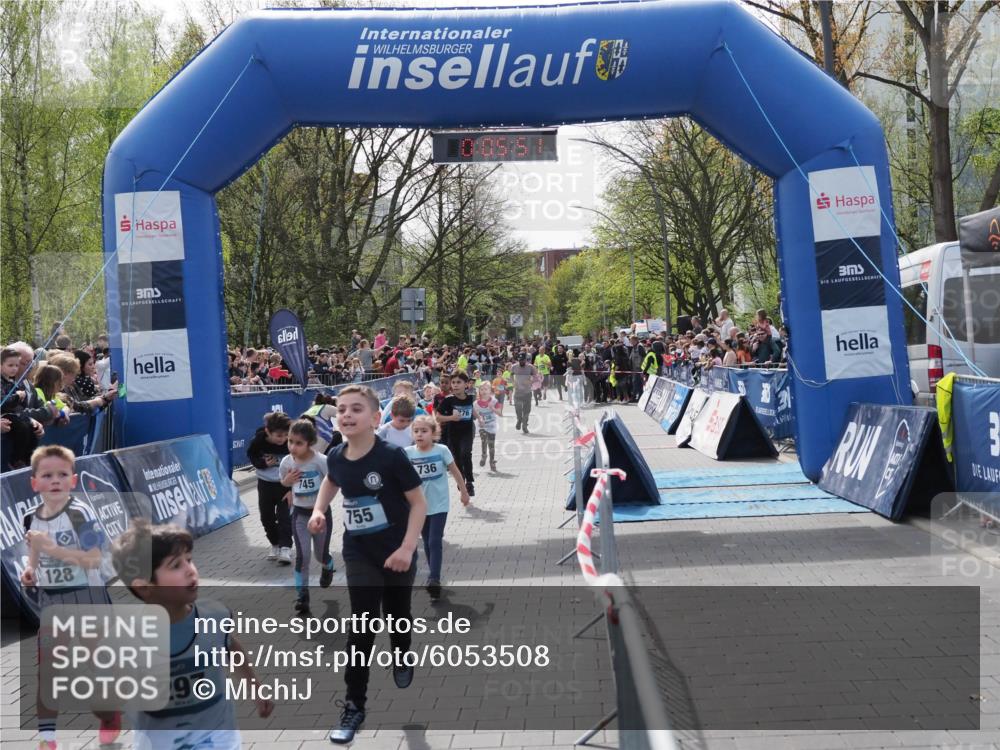 07.04.2024 - 43. Internationalen Wilhelmsburger Insellauf MichiJ http://msf.ph/oto/6053508 07.04.2024 13:10:15 Laufen 128, 297, 0, 06, 51, 745, 736, 755, 276, 3, 32, 108, 290, 305, 330, 410, 594, 599, 600, 604, 715, 730, 762, 776, 914, 1086, 1109 meine-sportfotos.de